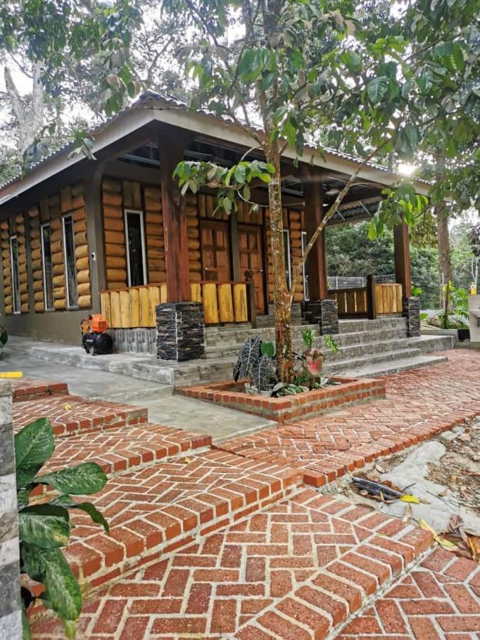 Homestay Dusun Ana Balun نهر سليم المظهر الخارجي الصورة